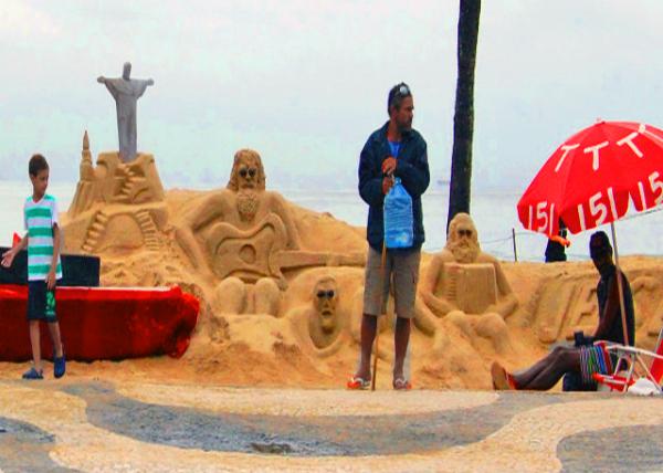 85_01-11-13_ Sand Sculptures @ Copacabana Beach ������̲��ɳ��-10001.JPG