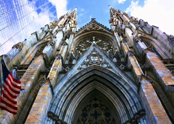 01_2024-04-06_St Patrick's Cathedral in a Decorated Neo-Gothic-Style-20001.JPG