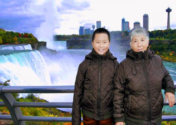 04_10-07-12_ Niagara Falls NY State Park_ American Falls w the Horseshoe Falls in  the Distance �����ٲ���Զ�������ٲ�-40001.JPG