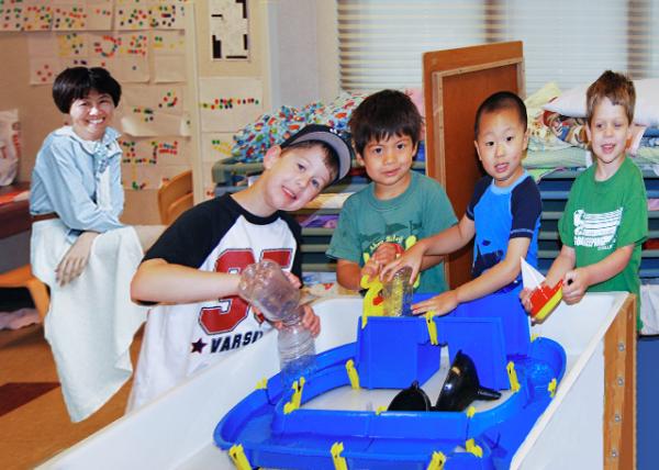 2007-06-07_Waterplay @ Preschool of UGCLC �ϸ����ڵ��׶�԰�׶��ࡤ��ˮ20001.JPG
