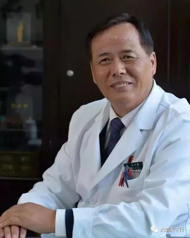 人民日报发文称“中医药在非典时的贡献被卫生部和钟南山掩盖”,主流媒体为中医正名拉开序幕 人民日报发文称“中医药在非典时的贡献被卫生部和钟南山掩盖”,主流媒体为中医正名拉开序幕