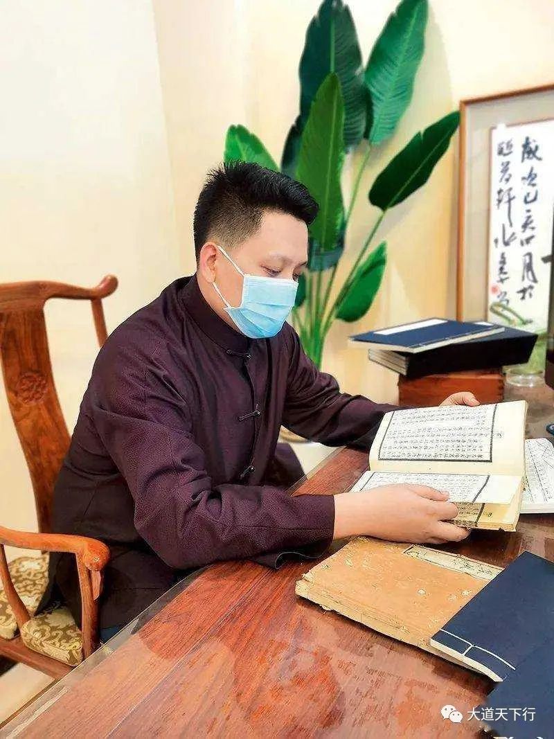 人民日报发文称“中医药在非典时的贡献被卫生部和钟南山掩盖”,主流媒体为中医正名拉开序幕 人民日报发文称“中医药在非典时的贡献被卫生部和钟南山掩盖”,主流媒体为中医正名拉开序幕