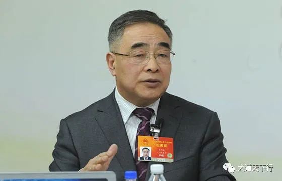 人民日报发文称“中医药在非典时的贡献被卫生部和钟南山掩盖”,主流媒体为中医正名拉开序幕 人民日报发文称“中医药在非典时的贡献被卫生部和钟南山掩盖”,主流媒体为中医正名拉开序幕
