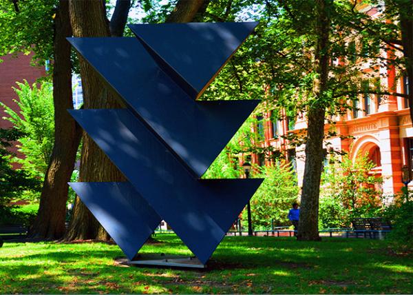 19_2026-07-13_UPenn w Black Forest Robinson in the Tetrahedron, a Geometric Shape w Black-painted Plate Steel Constructed in 1977 by Robinson Fredenthal (1940-2009)0001.jpg