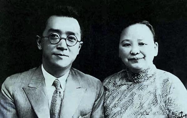 胡适与妻子4.jpeg