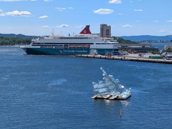 opera house 2.jpg