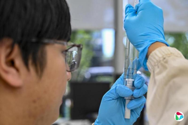 陈婧:当大学老师也难保“铁饭碗”