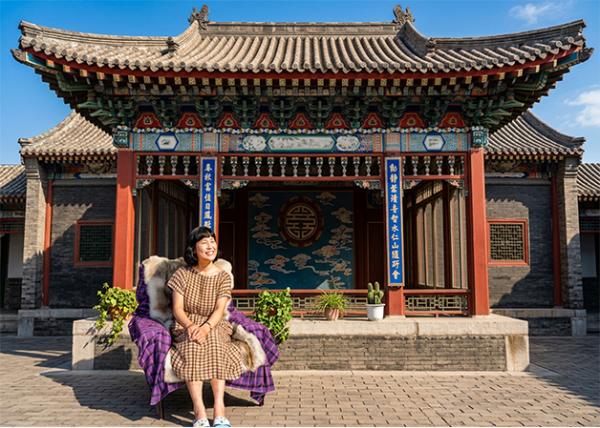 1986-05-12_Shenyang_Imperial Palace_Stage of Farewell My Concubine0001.jpg