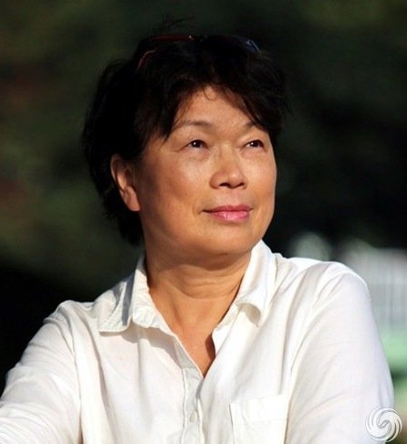 1790282837931860.jpg 龙应台.jpg