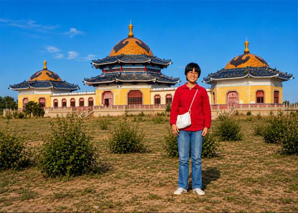 1986-08-25_Yijinhuoluo Qi_Mausoleum of Genghis Khana Sacred Spiritual Shrine & Memorial Center for Honoring the Legendary Mongol Leader00001.jpg