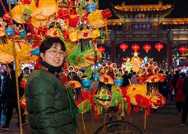 1988-02-08_Nanjing_Qinhuai Lantern Festival, China's Largest, Longest-running, & Most Influential Folk Lantern Celebration as the World's Premier Lantern Festival0001.jpg
