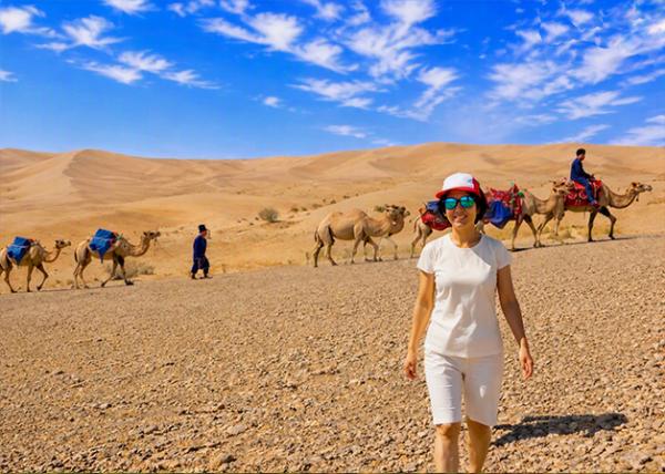 1985-08-06_Xinjiang Taklamakan Desert, the Sea of Death & the 2nd-largest Shifting-sand Desert in the World-30001.jpg